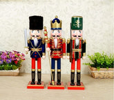 831034 Soldat décoratif 38 cm en bois peint à la main Rois differents modèles