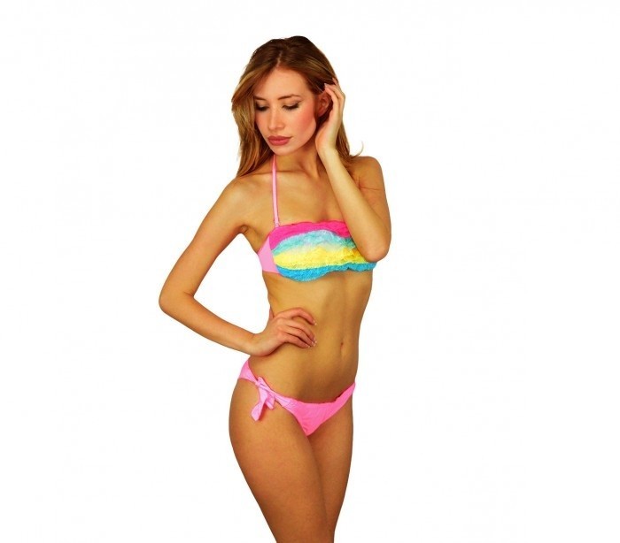 F2861 Maillot bikini bandeau mod. Rainbow avec volants en dentelle by MWS AHEAD