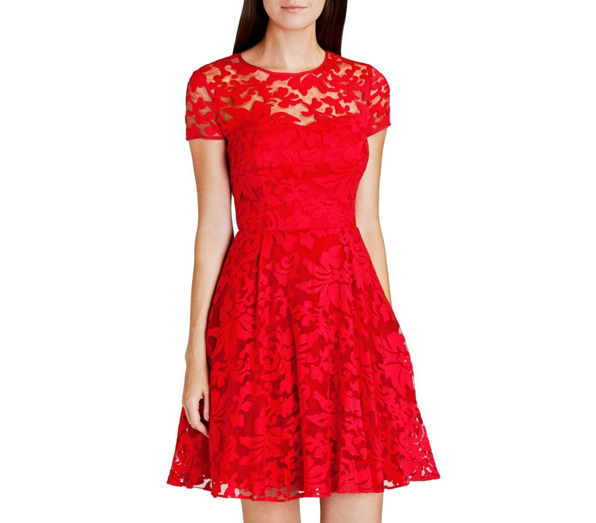 Robe dentelle manches courtes mod Cecille bouton sur le dos. Légèrement évasée