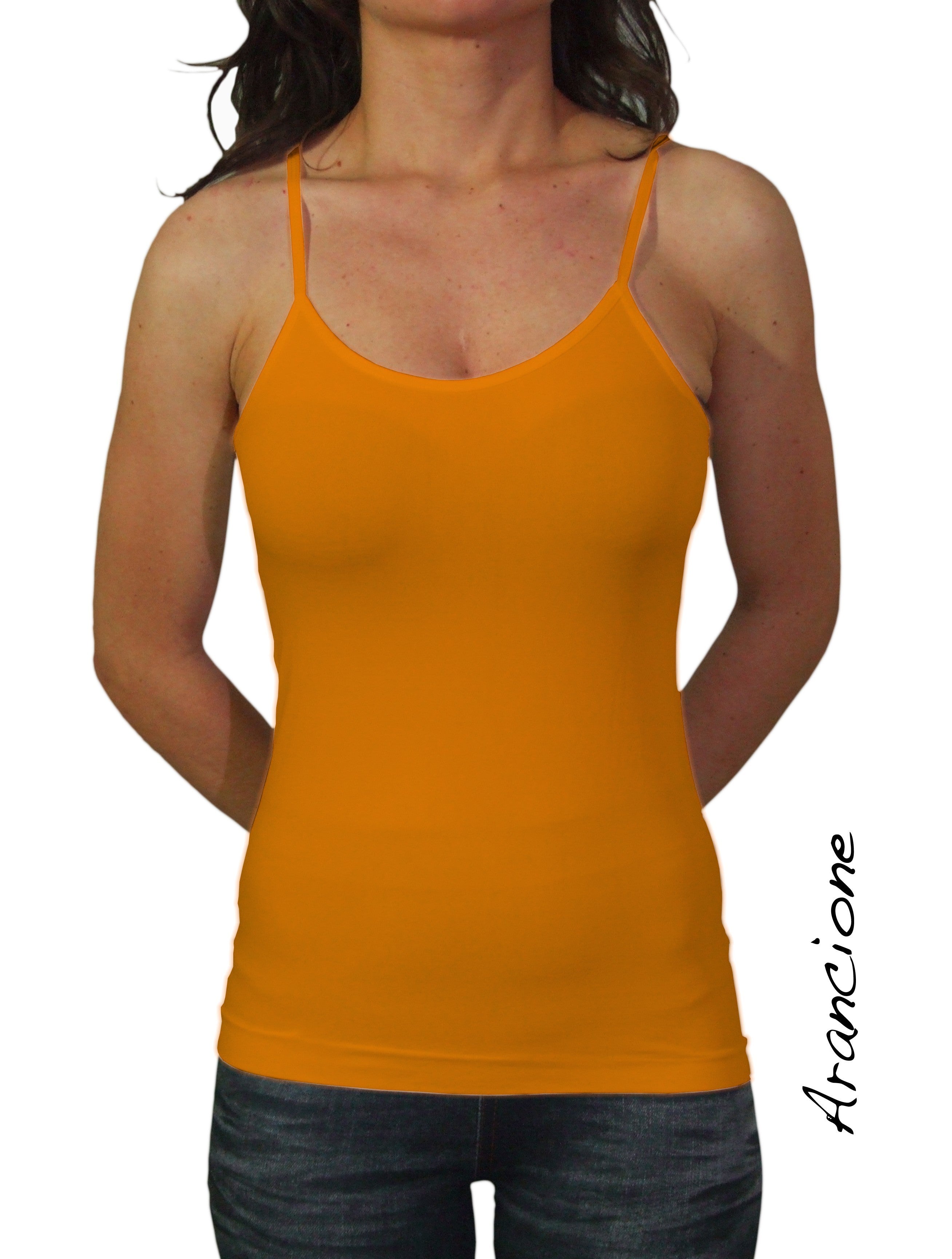 Débardeur fines bretelles slim fit pour femme confortable en plusieurs couleurs