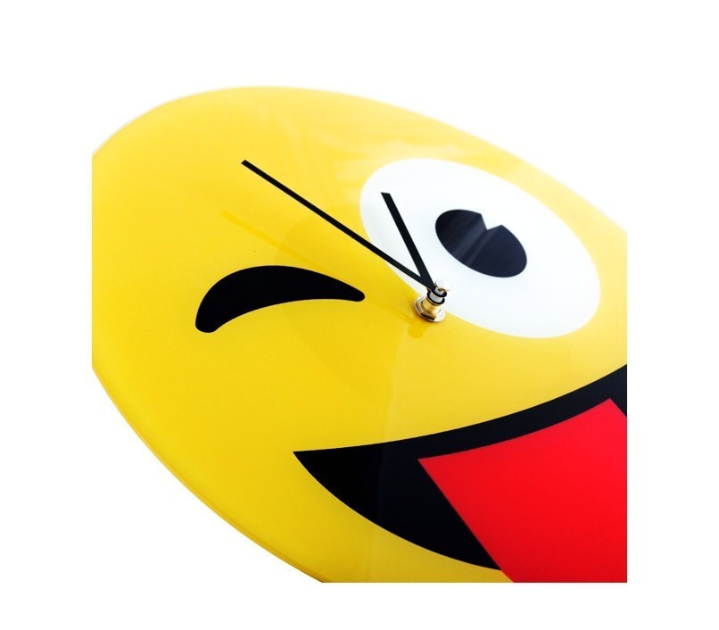 79/3229 Horloge murale en verre émoticône de clin d’œil tire la langue 30 cm ø