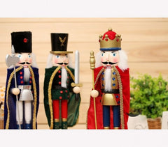 831041 Soldat décoratif  38 cm en bois peint à la main Rois differents modèles
