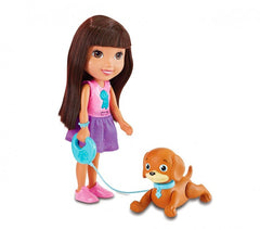  072587 La poupée Dora TRAIN & PLAY parle et chante avec son chien  FISHER PRICE