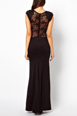 Robe longue ajusté avec dentelle dans le dos et ouverture jambe droite - noire