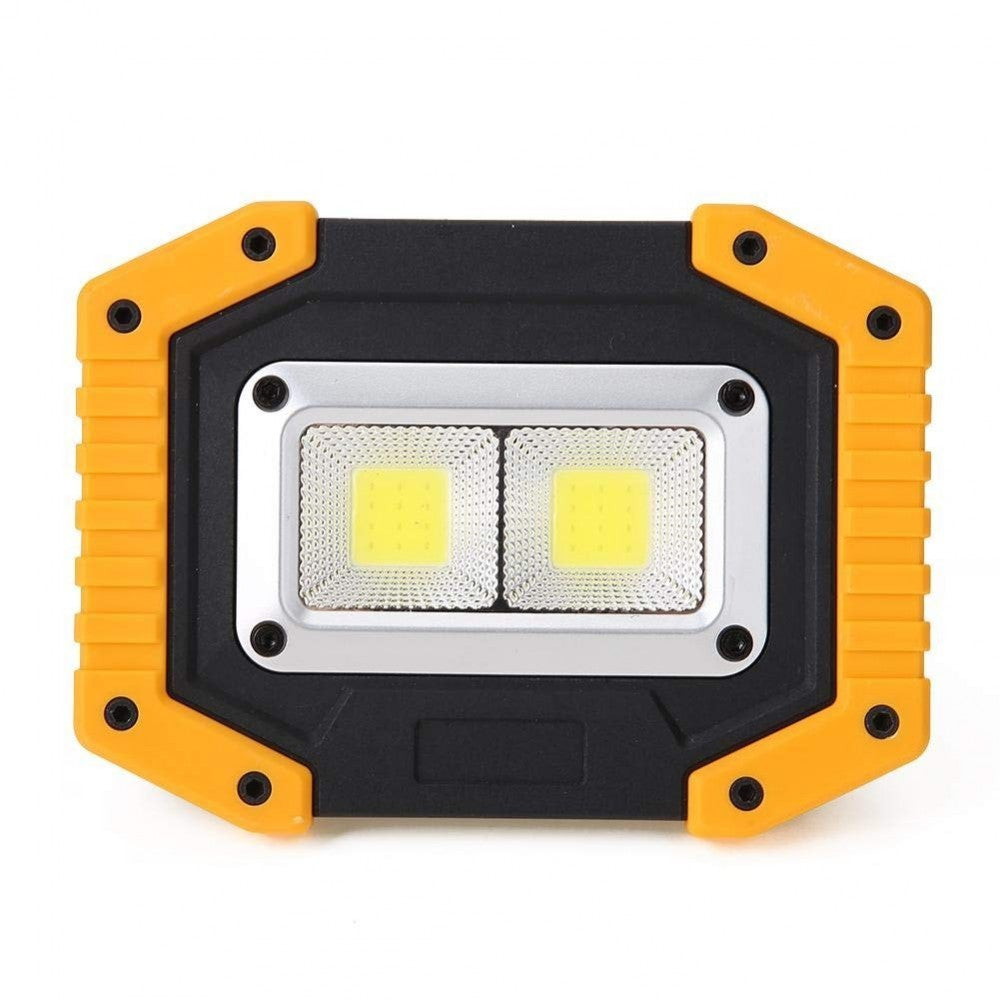 881578 Lampe de secours triangulaire triple fonction W840 à LED