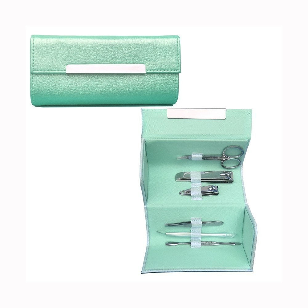 Set 6 pièces pour manucure et pédicure avec étuis