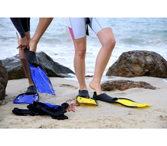 Plongeur adulte chaussures fermées en différentes couleurs et tailles