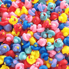Set de 12 canards en caoutchouc 5 cm 929910 pour baignoire couleurs assorties