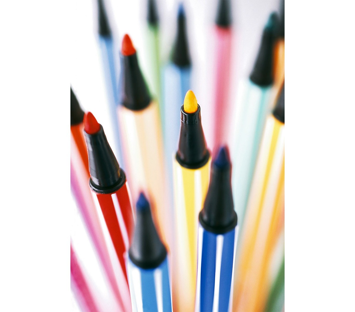 6850-6 Boîte métal de 50 feutres Stabilo Pen 68 trait 1 mm couleurs assorties
