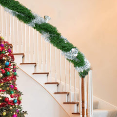 778797 Couronne de Noël tressée 260cm avec cloches et boules couleur argent