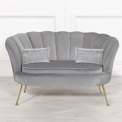 Canapé de salon 2 places en velours LOLA shell seat vintage 122x73x78 cm