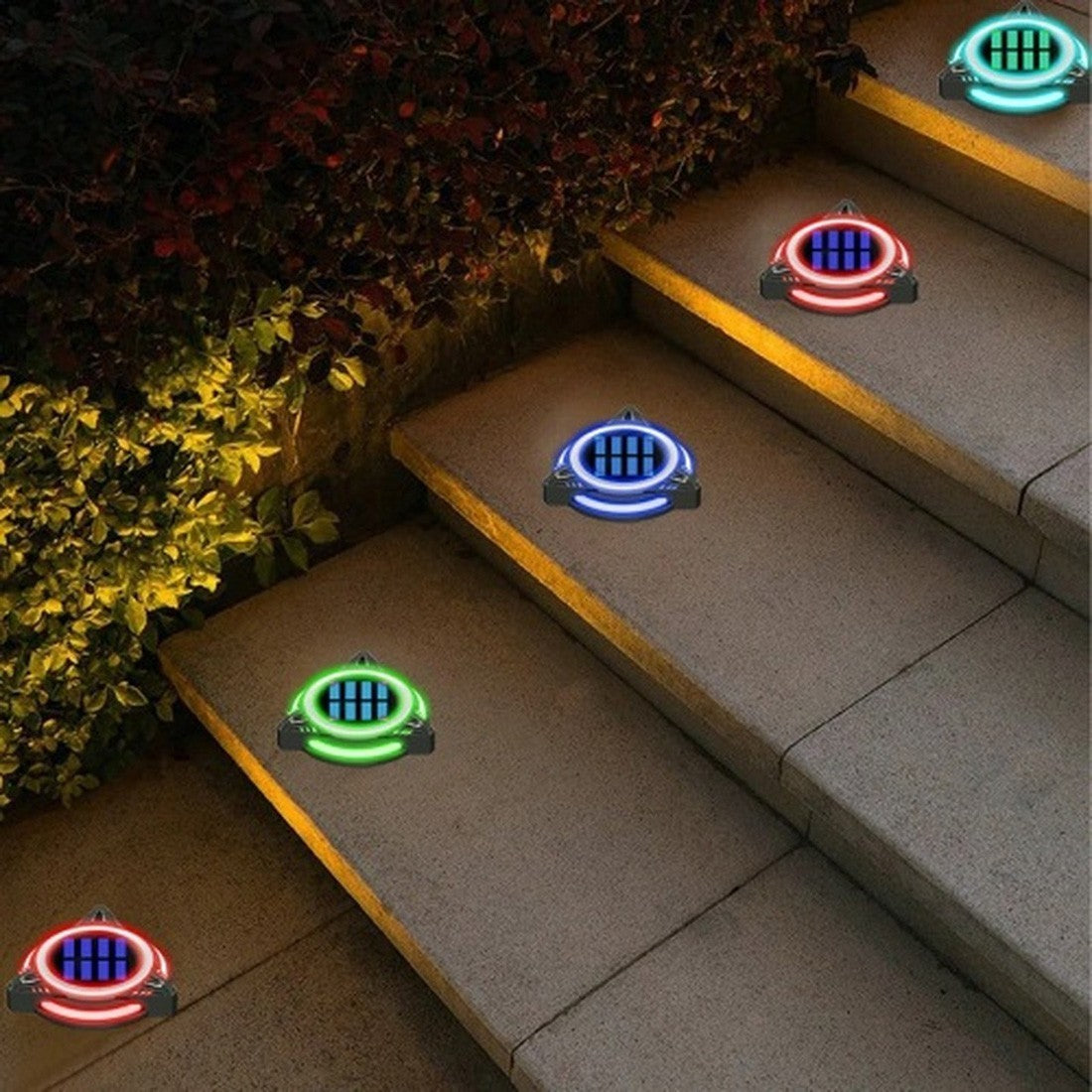 Lampe de jardin triangulaire solaire RVB avec capteur crépusculaire IP68