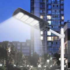 Lampadaire 095002 charge solaire 200W avec détecteur mouvement et télécommande