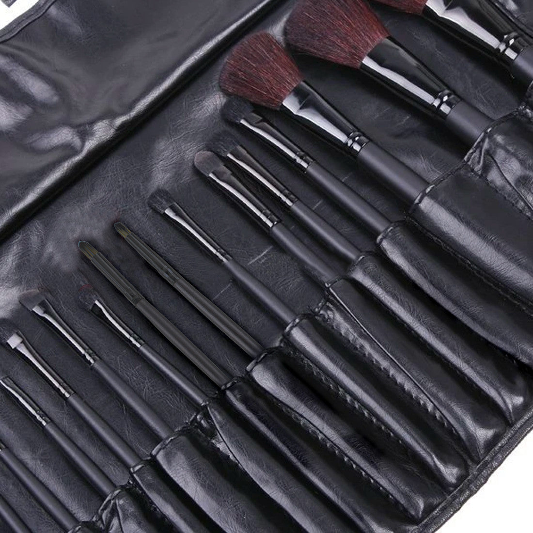 24 pinceaux de maquillage professionnels pour fond de teint et fard à paupières