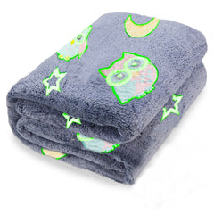 Doudou magique polaire bleu hiboux et étoiles fluo 170x120