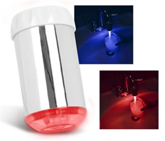 Filtre pour robinet avec changement de couleur en fonction de la température
