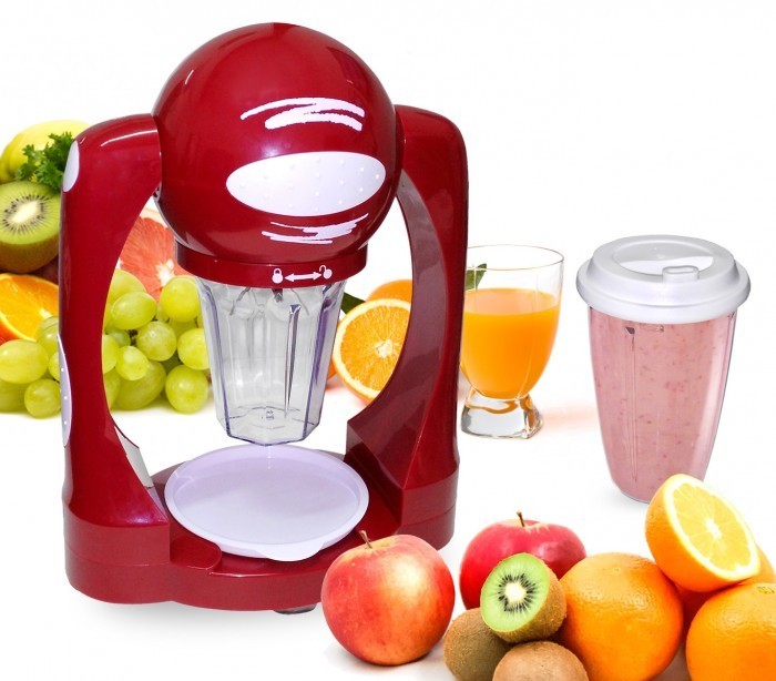 Blender dessus-dessous pour préparer des milk-shake et smoothies